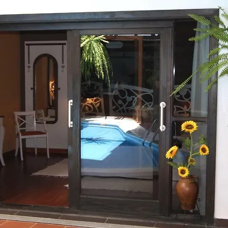 Villa Tinajas Triquivijate