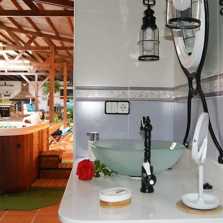 וילה Tinajas Triquivijate